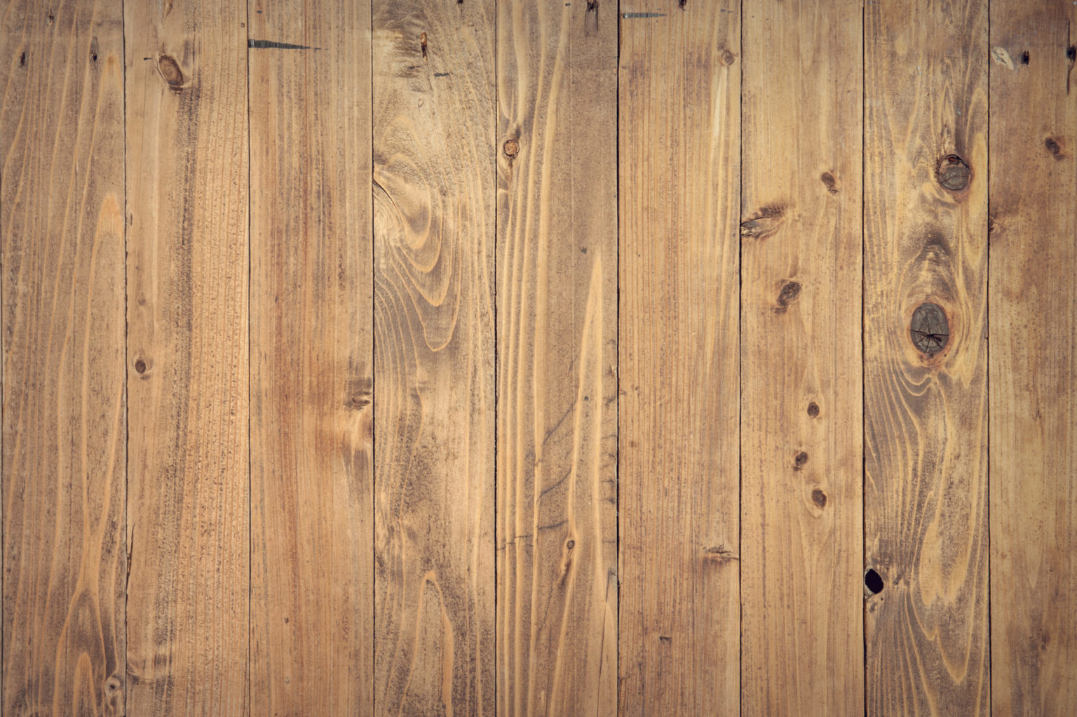 Hardwood vs Laminate Flooring